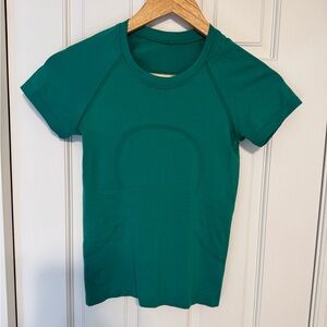 Lululemon Swiftly Tech Short Sleeve Shirt XS/2